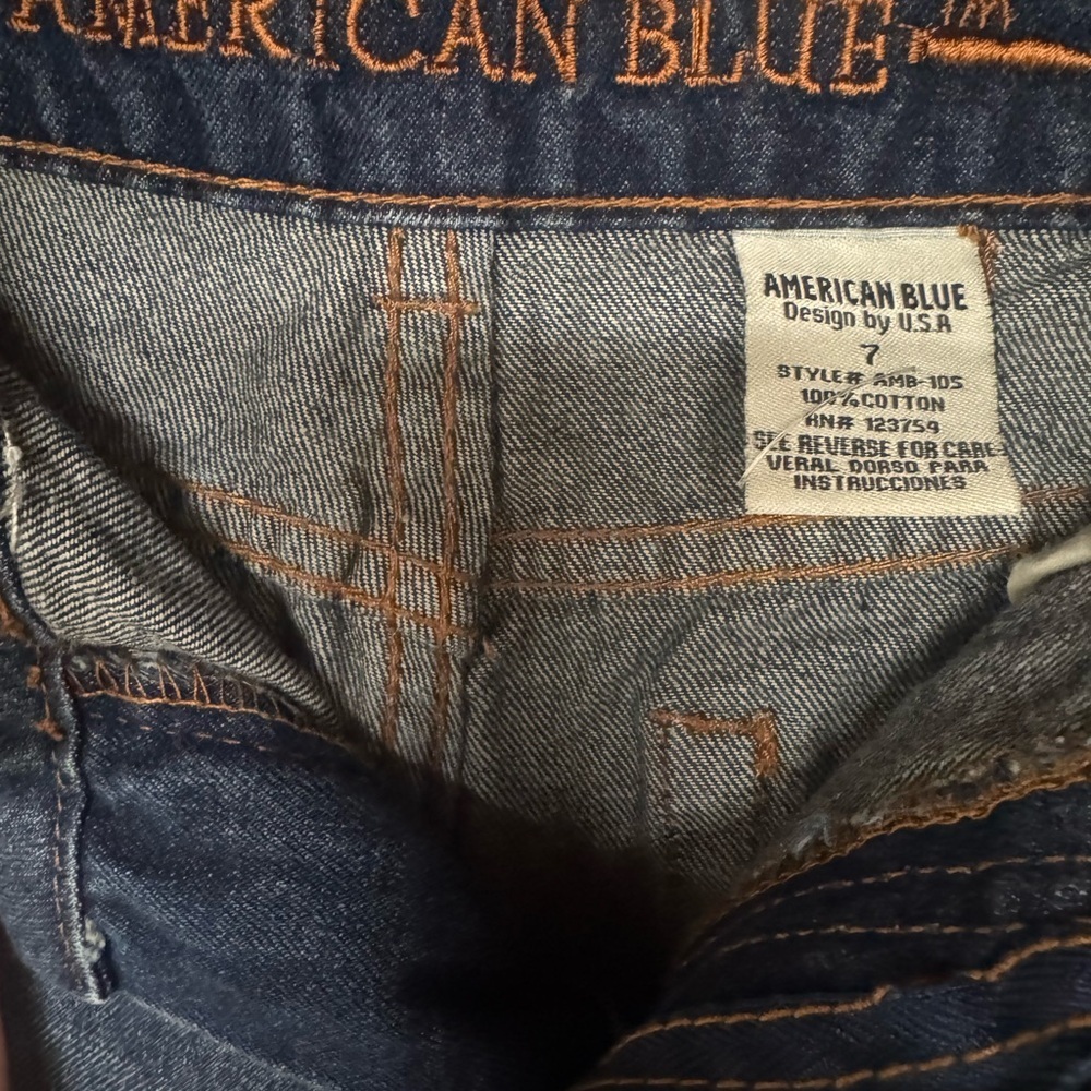 Stylish Distressed Skinny Jeans in Blue - Picture 2 of 5